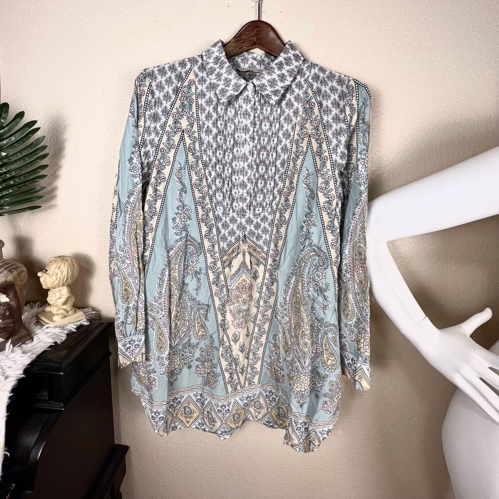 SOFT SURROUNDING Button Up Floral Blouse EUC